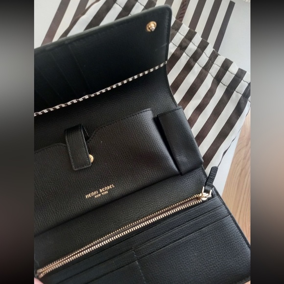 Henri Bendel Uptown Out and
About Wallet - Picture 3 of 5